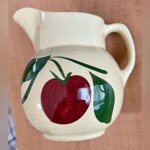 Vintage Watt pottery drink pitcher apple/leaves #16 USA
